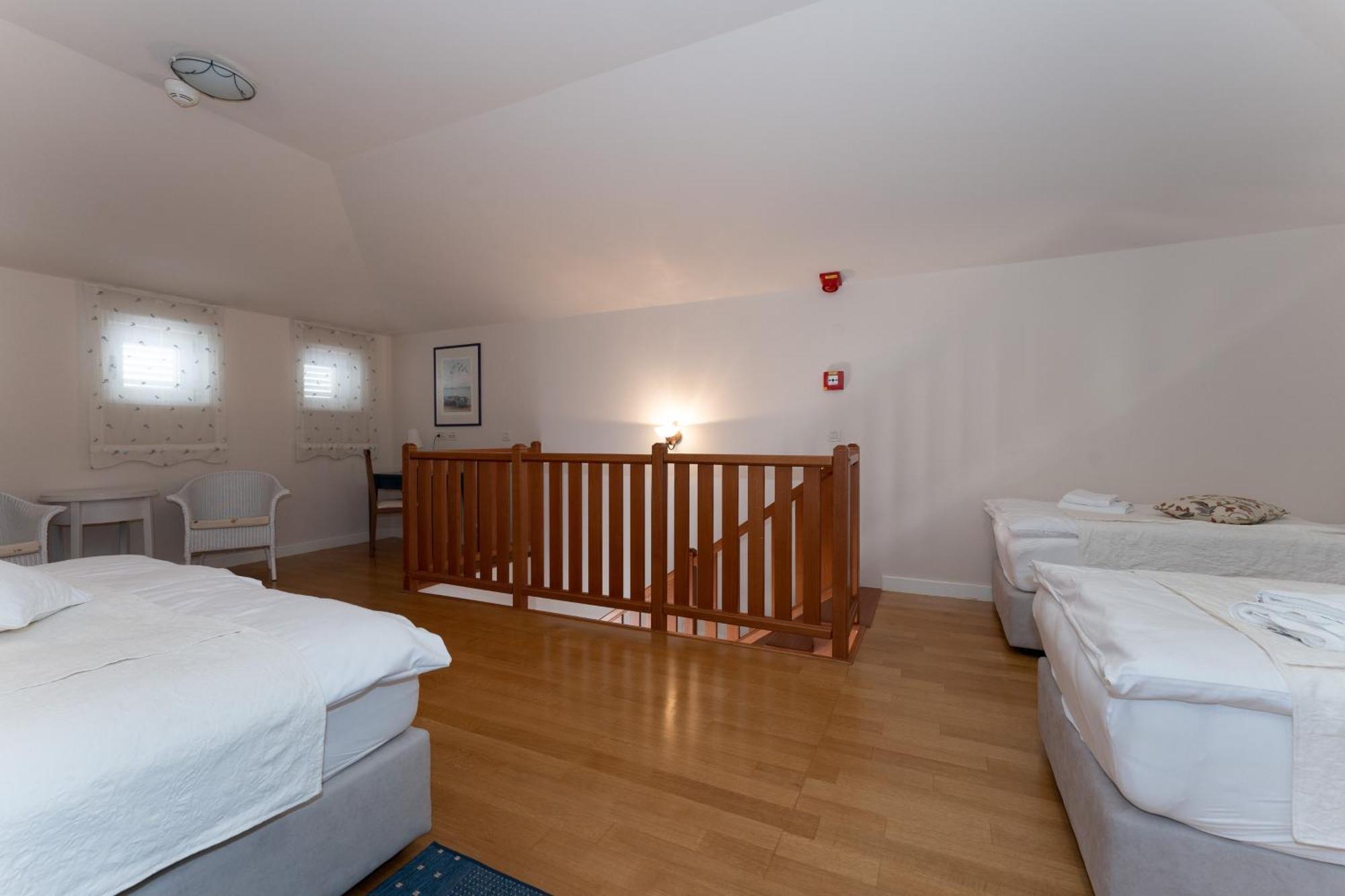 Hotel Abalone Crikvenica Eksteriør bilde