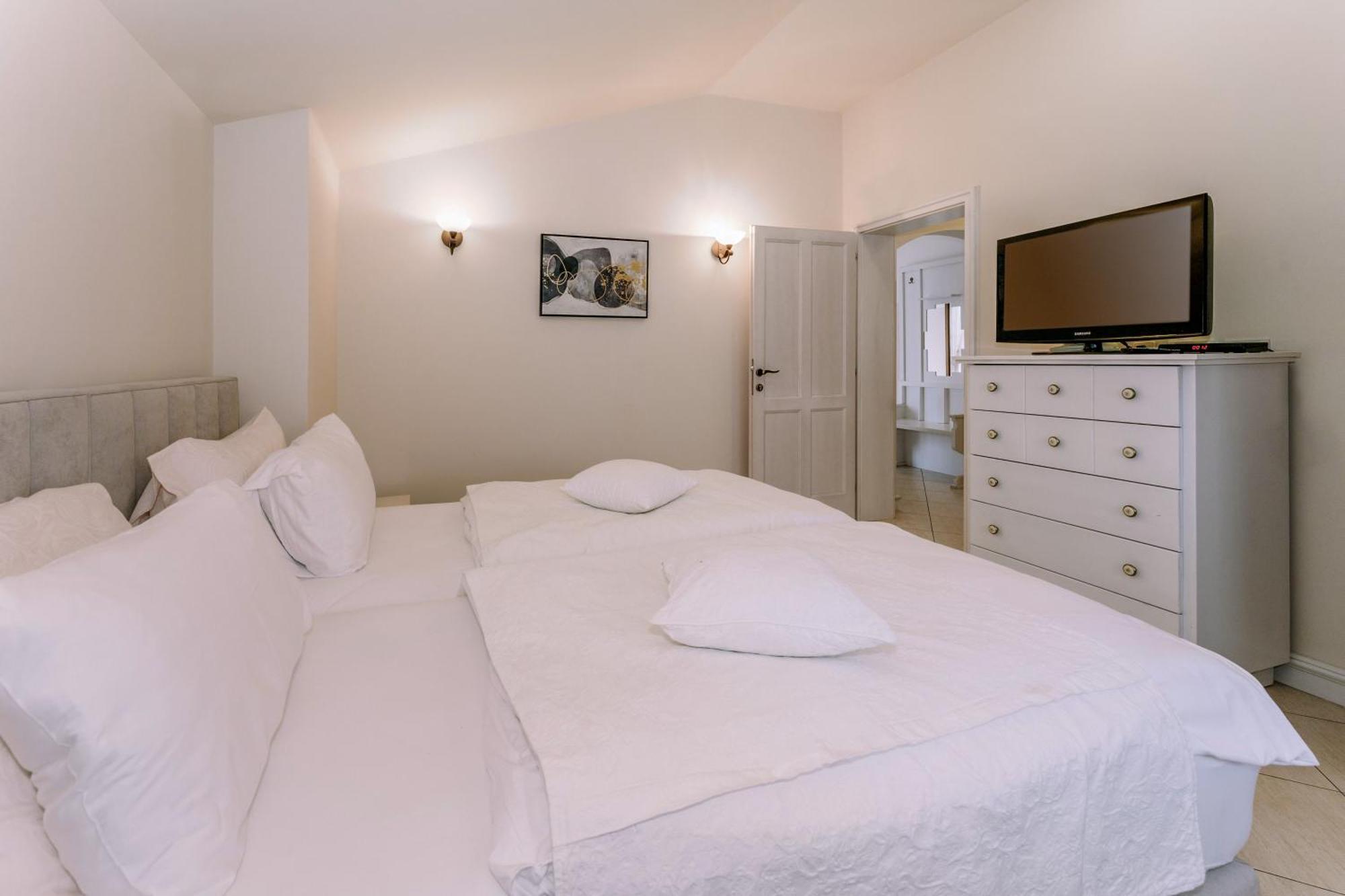 Hotel Abalone Crikvenica Eksteriør bilde